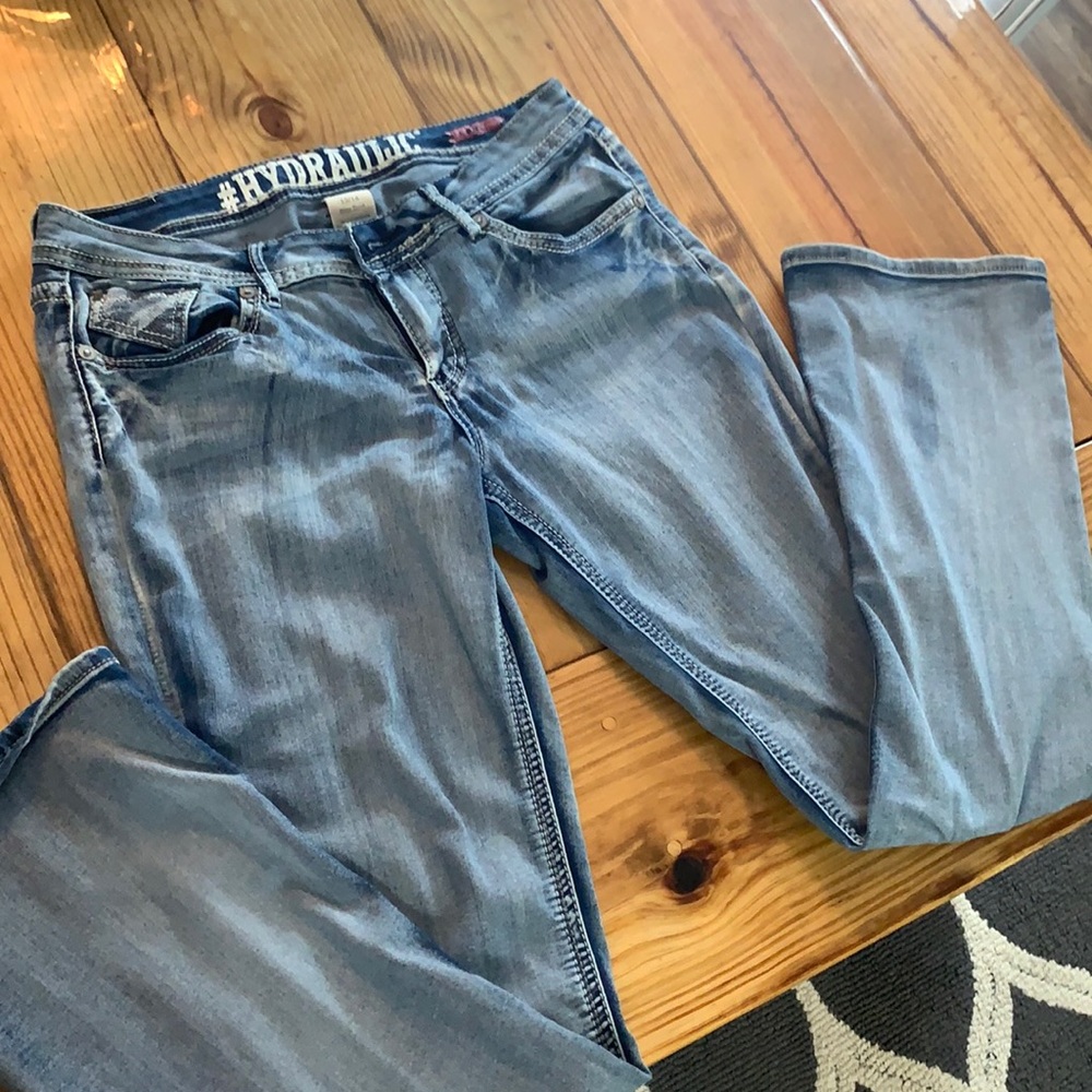 Women’s hydraulic slim boot jeans